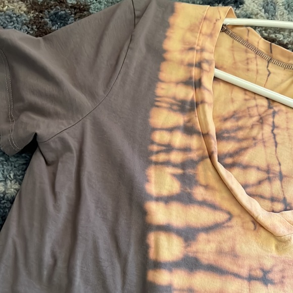 Size large top by Follow me apparel - Picture 4 of 5